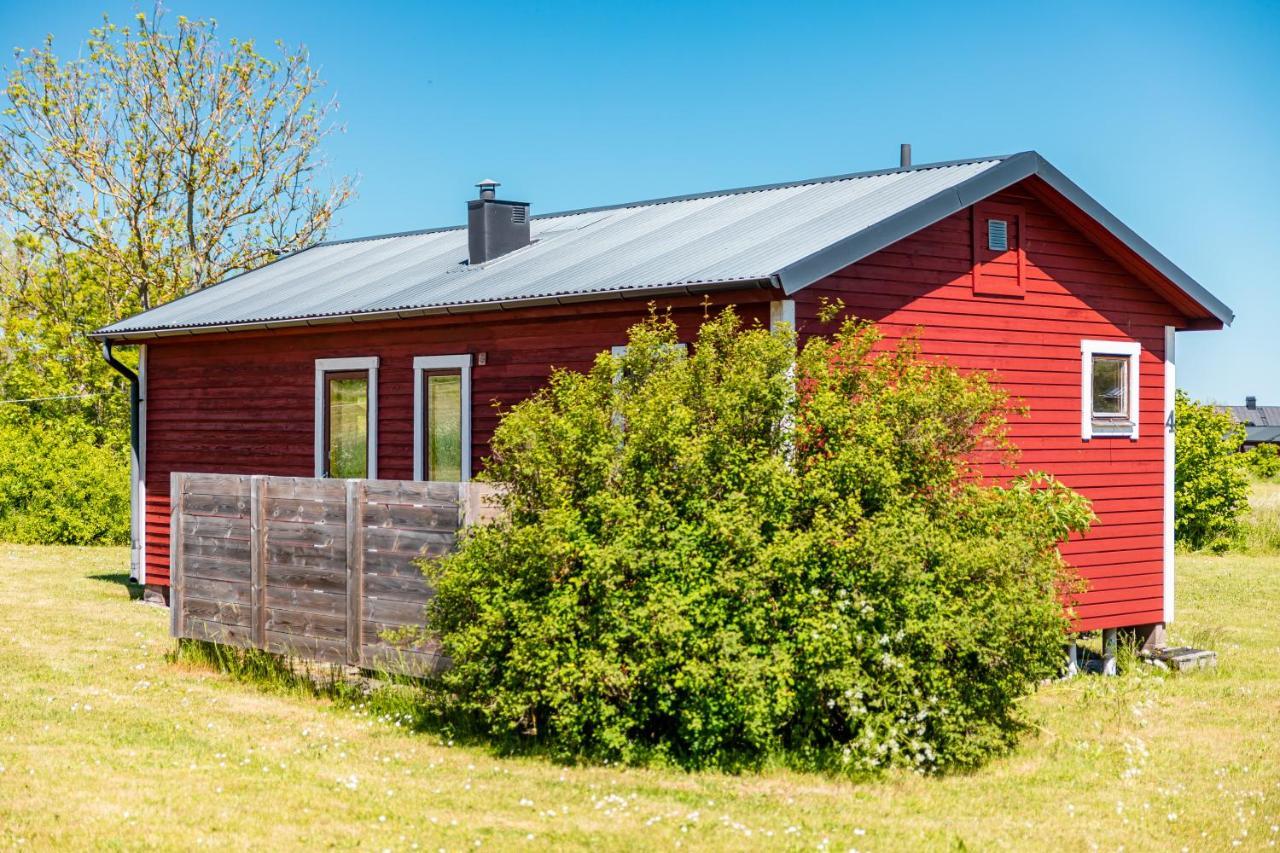 Faroesunds Semesterby Exterior photo